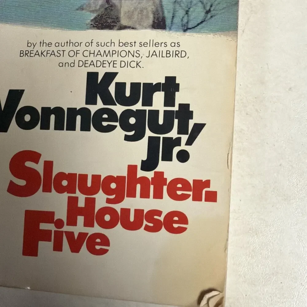 Slaughter House Five‎ By Kurt Vonnegut Jr Dell 1985